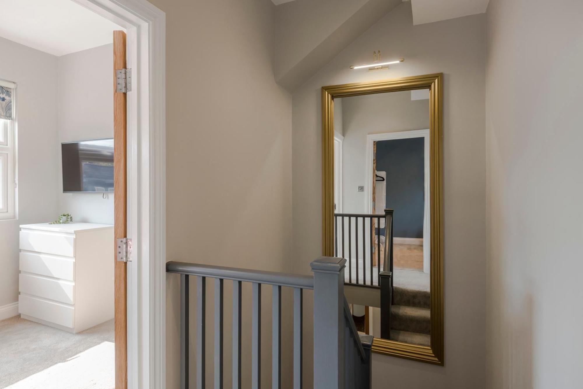 Stunning 3 Bed Duplex Apartment In The Heart Of West Hampstead London Kültér fotó