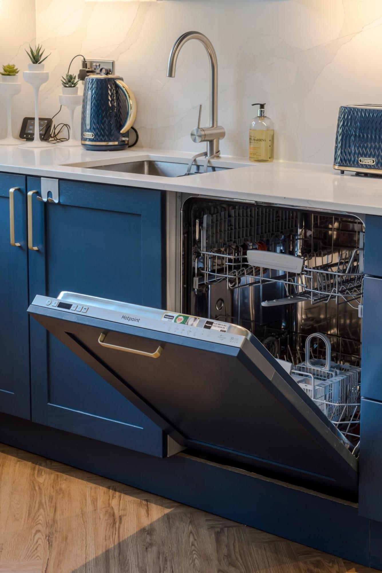 Stunning 3 Bed Duplex Apartment In The Heart Of West Hampstead London Kültér fotó