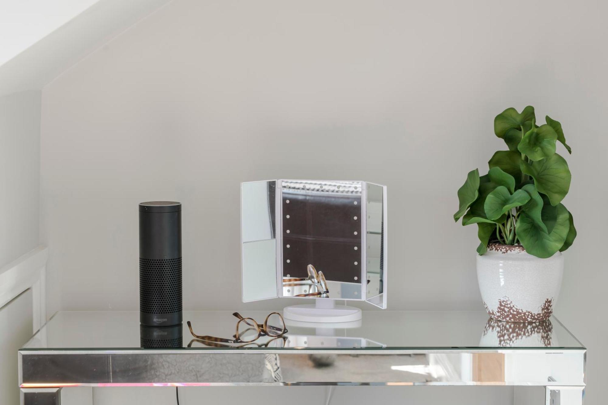 Stunning 3 Bed Duplex Apartment In The Heart Of West Hampstead London Kültér fotó